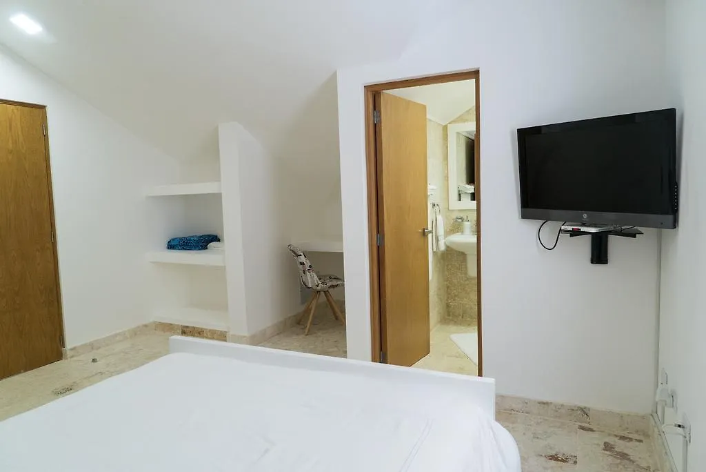 3Br / 3Ba Modern Paradise Loft Condo In Gated Community W/ Daily Housekeeping Sosúa